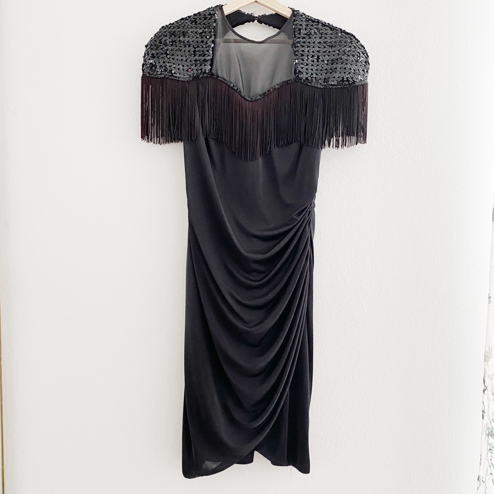Abby Kent - Vintage Black Flapper Style Dress with Sequin Shoulder Details szL